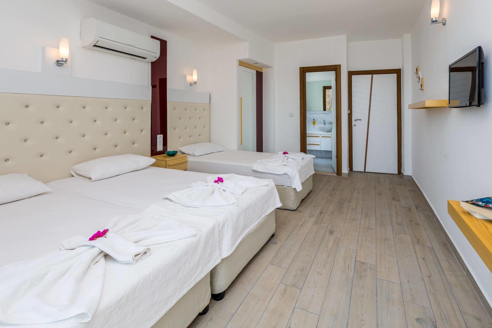 Defne Hotel Kaş Exterior foto